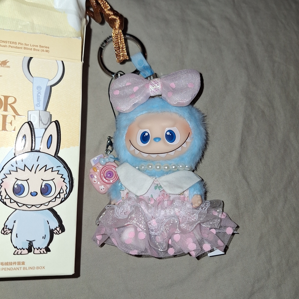 Labubu Pin For Love Keychain-K With Outfit